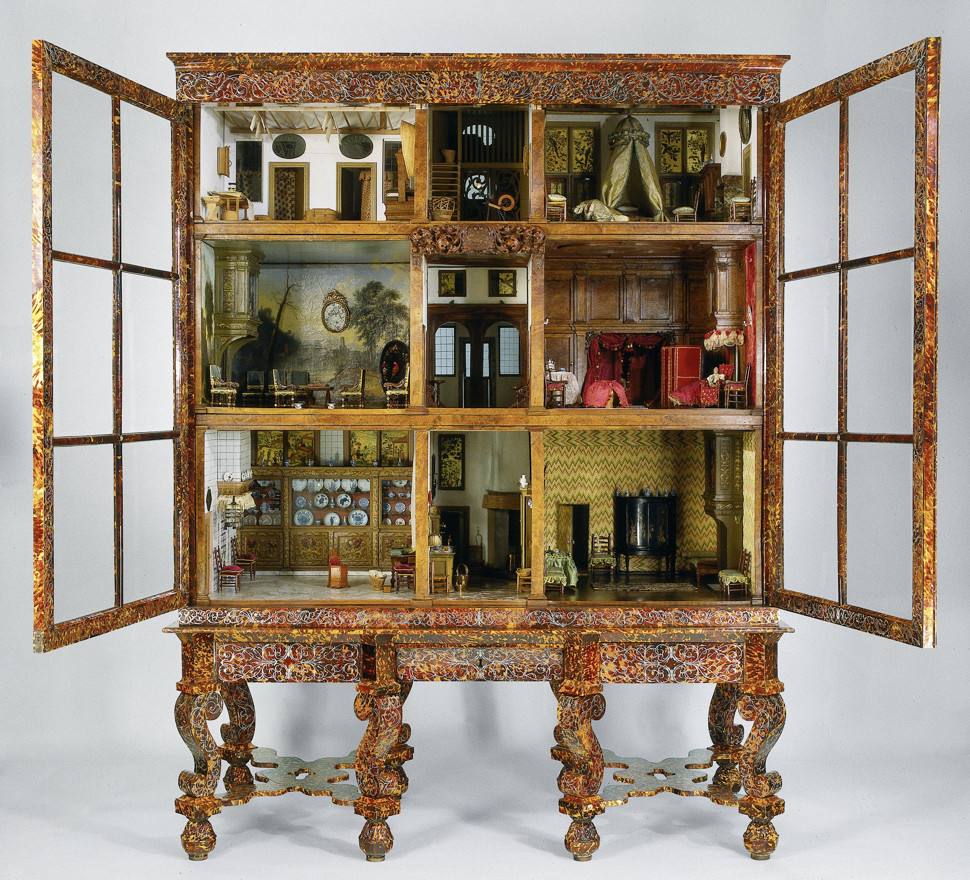 Size Does Matter: A History of Miniatures in Art
